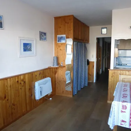 Sapiniere 127 Apartment *